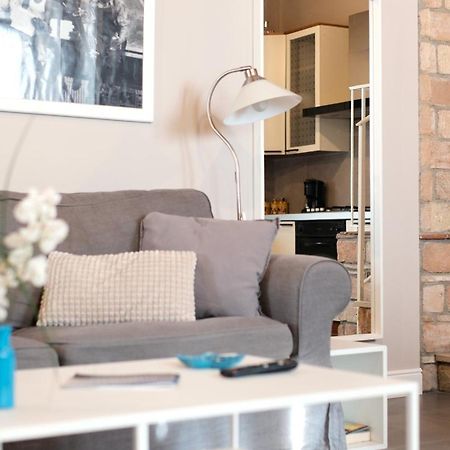 Antiche Rive Holidays Apartments サロ エクステリア 写真