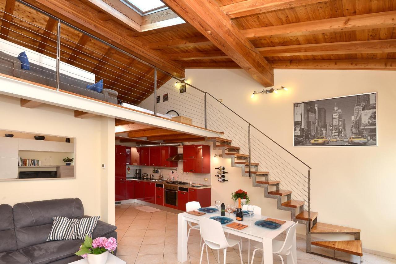 Antiche Rive Holidays Apartments サロ エクステリア 写真