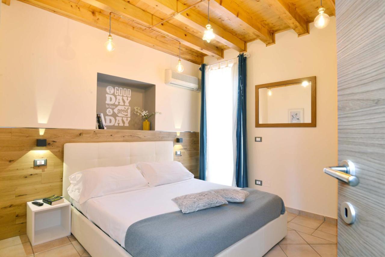 Antiche Rive Holidays Apartments サロ エクステリア 写真