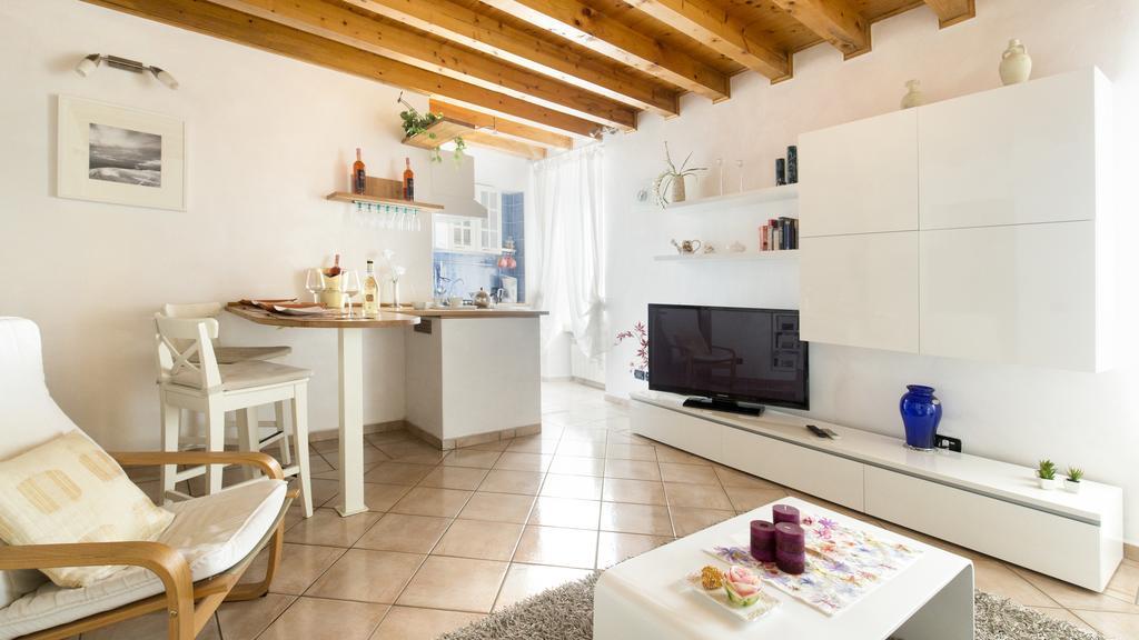 Antiche Rive Holidays Apartments サロ エクステリア 写真