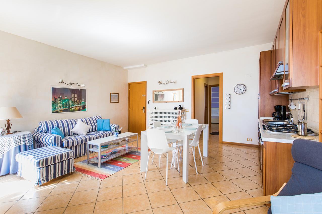 Antiche Rive Holidays Apartments サロ エクステリア 写真