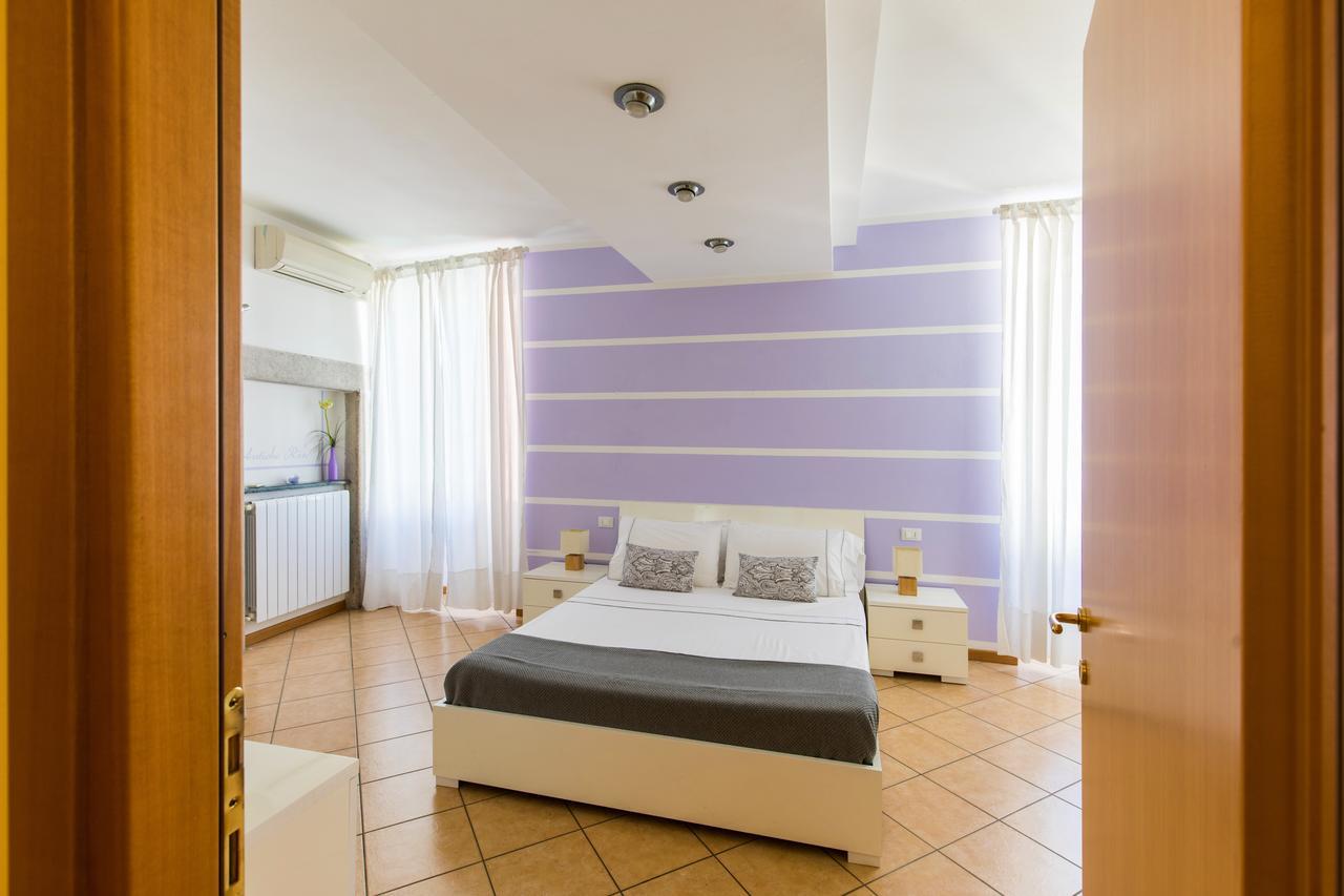 Antiche Rive Holidays Apartments サロ エクステリア 写真