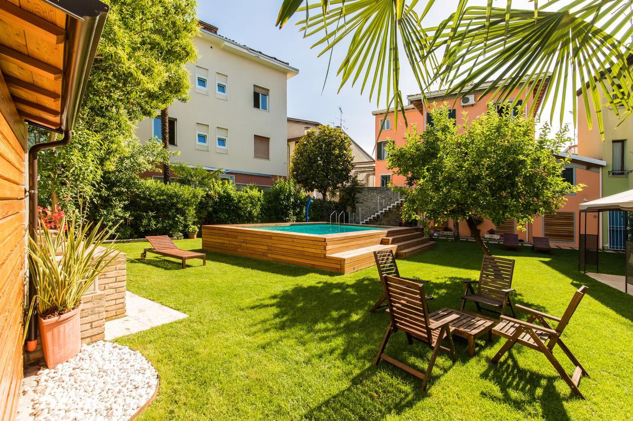 Antiche Rive Holidays Apartments サロ エクステリア 写真
