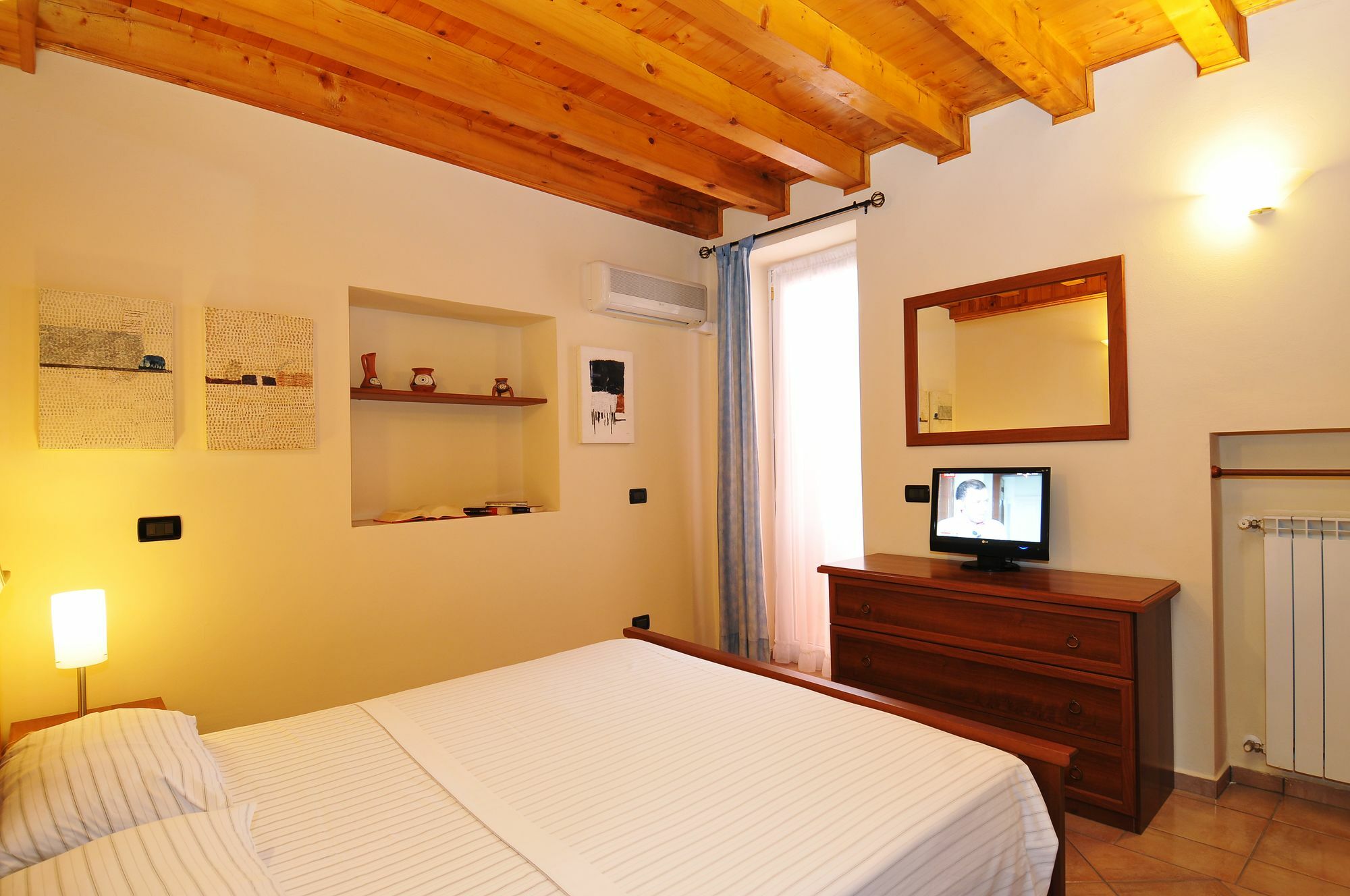 Antiche Rive Holidays Apartments サロ エクステリア 写真